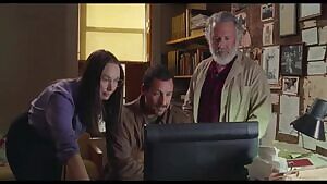 Grace Van Patten in The Meyerowitz Stories