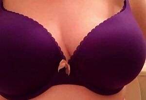 Cum get off with me on - I want to see your pics, too!  -friendly with all live/custom nude and