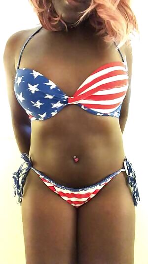 Help me out of my swimsuit and uck me on the beach? ☀️