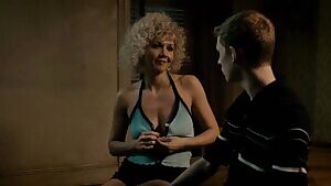 Maggie Gyllenhaal is a perfect slut