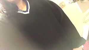 First time trying a corset, thanks to a lovely follower. 😋💕