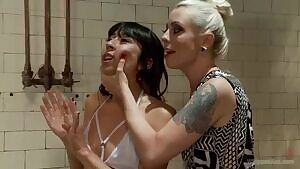 Lorelei Lee dominates Vivi Marie.