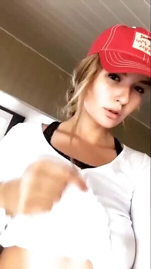100% Beautiful & Sexy - Big Boobs