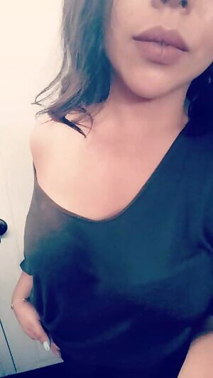 Drinks, un, and maybe you for dessert 🍦😋