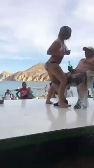 Flash her tits during a wet t-shirt contest