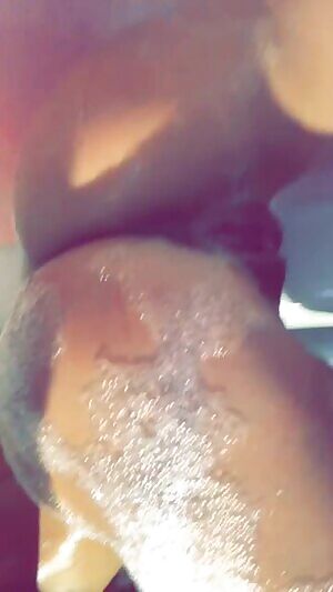 Thought i'd make my first post one here a gif. hope you like bath pussy