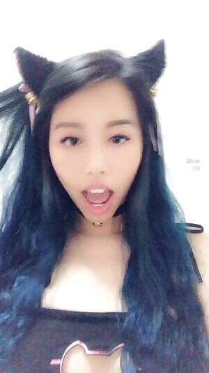 I’m a hyper edm neko 🐱