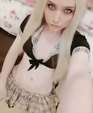 Penny Kitten shows her soft dick