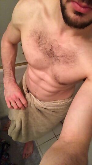 How would you like to walk in on me leaving the shower? 😘