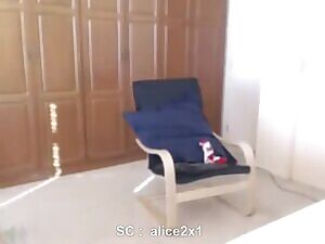 I am a cute girl who loves to have a good time. snapchat: alice2x1