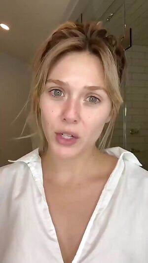I want nothing more right now than to cover Elizabeth Olsen’s face in so much cum 💦