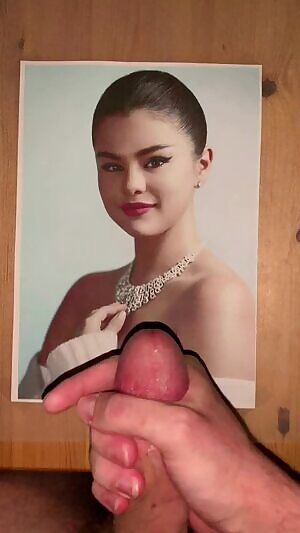 Birthday load for Selena Gomez