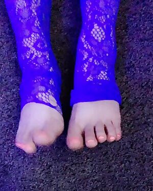 Hey feet guys :)