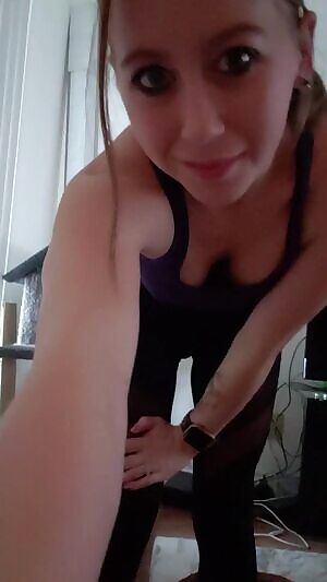 I get REALLY giggly when I get naked for the internet 😅