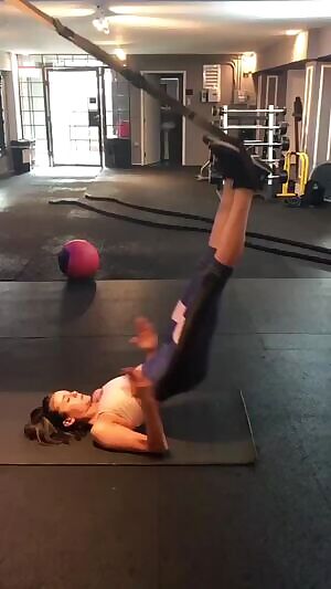 Nina Dobrev Deep Cameltoe