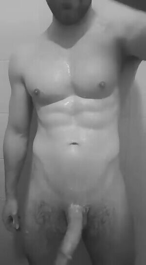 Okay just hit abs. Who wants to help cleaning them up after the workout?