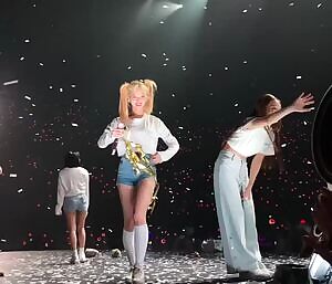 TWICE - Sana & Chaeyoung