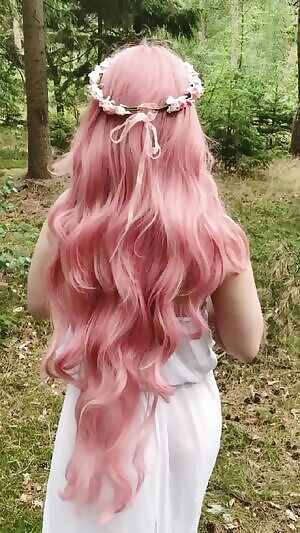 Luka Megurine twirl by razouhime 💐