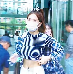 Jeon Somi
