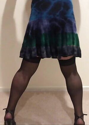 I love showing of my cute little ass!