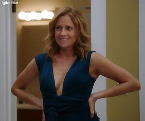 Just busted the hardest nut to Jenna Fischer. I love Pam!