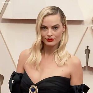 Margot Robbie