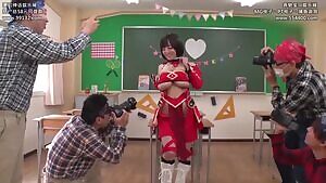 Hitomi Tanaka stunning cosplay