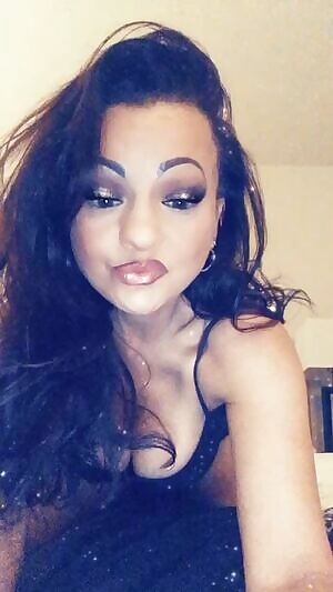 Monday’s were made for naughty milfs! 😈😉😈😘😈💋