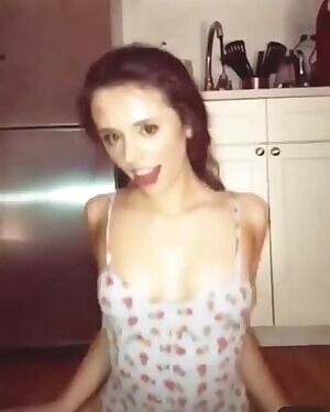 Lily Mo Sheen — Kate Beckinsale’s daughter