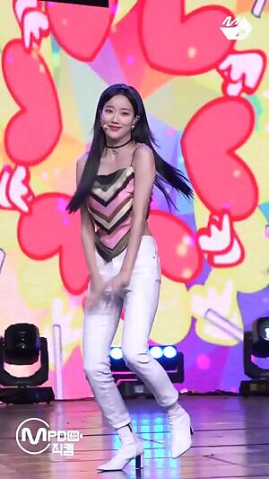 April Naeun