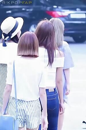 Laboum - Solbin In Jeans