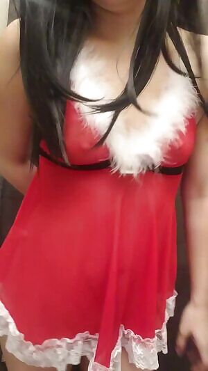 🎄🎁 It's gift-giving season! Treat yourself to a sexy care package for the holiday! ❄