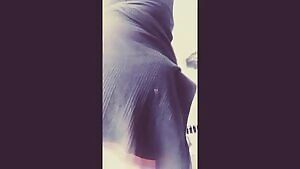 lil tease today