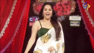 Anasuya Bharadwaj- the sexy MILF of Telugu TV 🔥🔥