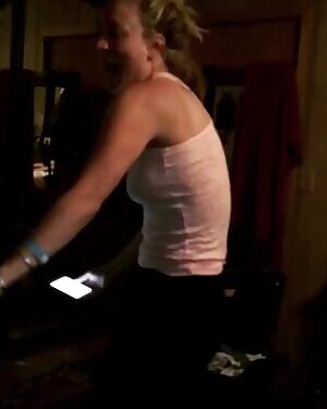 Kaley Cuoco