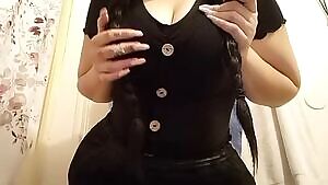 Do you prefer front or back? 🖤