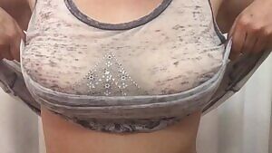 Sunday {f}unday titty drop! 😉