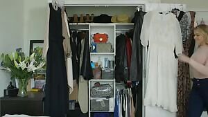 Some gifs I made from her 2016 Glamour shoot