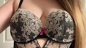 Just wait till you see what I have in store for Valentine’s Day😍🤤