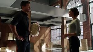 Willa Holland wearing tight jeans on 'Arrow'