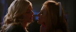 Samara Weaving & Bella Thorne - The Babysitter