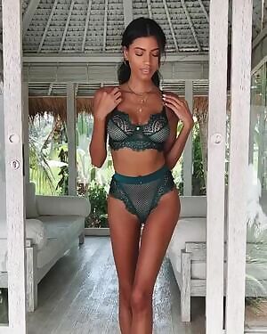 Cecilia Solivan
