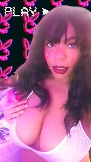 i’m having 2 much fun on snap