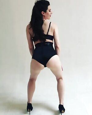 Stoya attempts