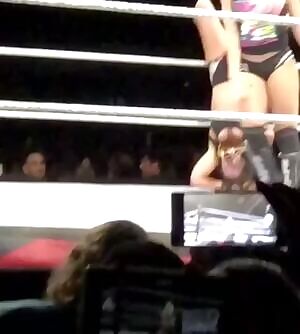 Blissful cheeks and Ronda cleavage