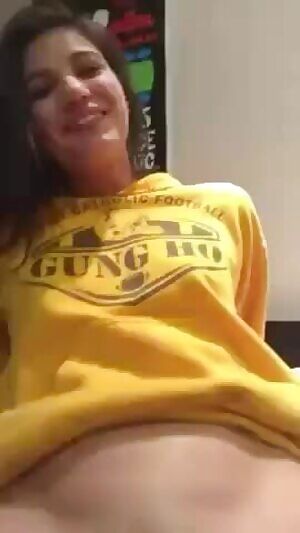 Absolutely stunning College girl has Sex