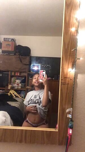 🍑🍑kik me Daddy liiloupresley420